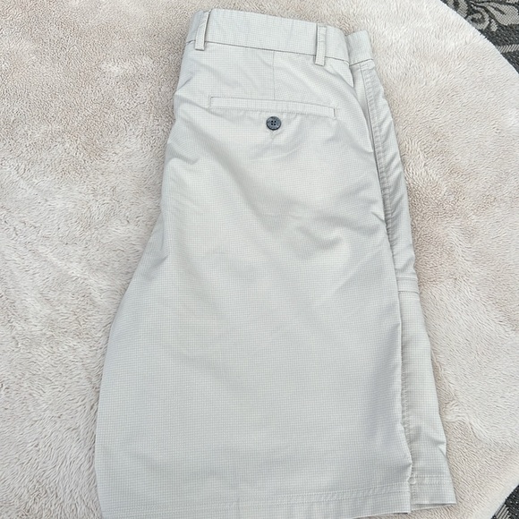 Pebble Beach performance shorts. Size 34 waist. Great condition. - Picture 2 of 6